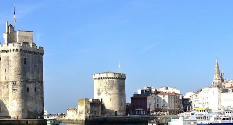 Privatjet mieten nach La Rochelle – Île de Ré
