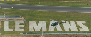 Paris - Le Mans: Transfer mit dem Hubschrauber