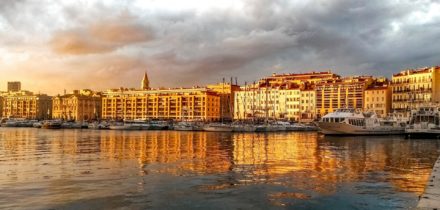 Privatjet und Hubschrauber mieten nach Marseille Provence