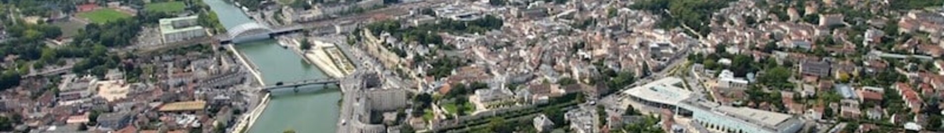 Pontoise Cormeilles : Privatjet mieten 