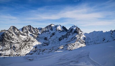 Engadin St Moritz Samedan: Landen Sie im Herzen der Alpen