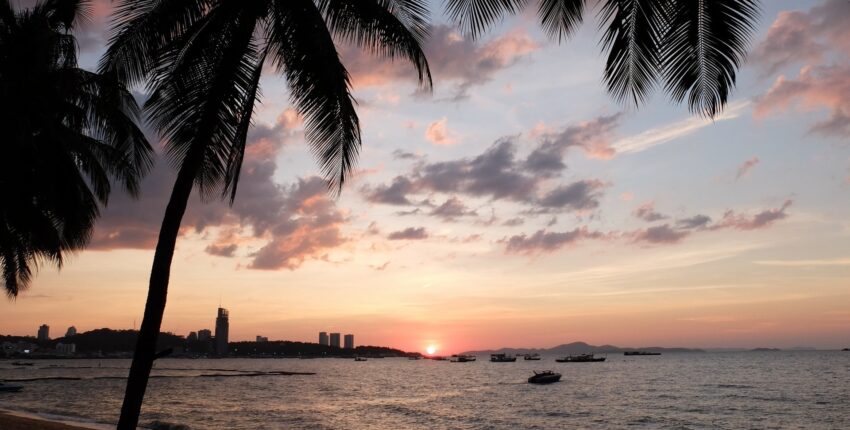 Mieten Sie einen Privatjet von/nach Pattaya