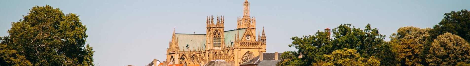 Mieten Sie einen Privatjet von/nach Metz – Nancy – Lothringen
