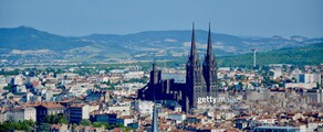 Privatjet mieten nach Clermont-Ferrand Auvergne