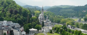 Privatjet mieten nach Tarbes-Lourdes (Pyrenäen)