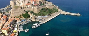 Paris - Calvi: Privatjet-Charter