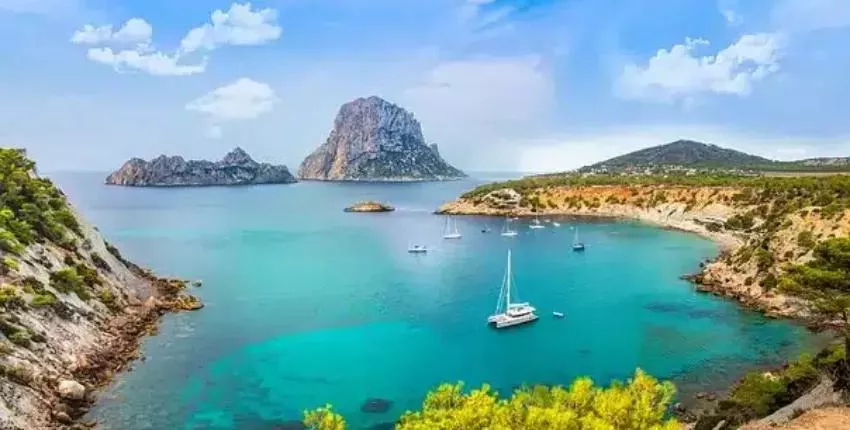 Ibiza: Mieten eines Privatjets
