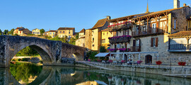 Chalon-Champforgeuil: Privatjet mieten 