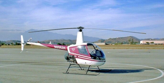 Hélicoptère Robinson R22