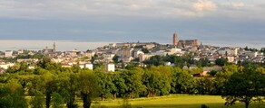 Rodez Aveyron : Privatjet mieten 