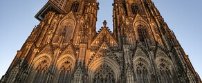 Privatjets und Hubschrauber in Köln-Bonn mieten