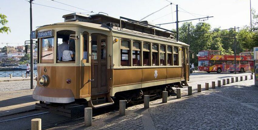 Mieten Sie einen Privatjet von/nach Porto