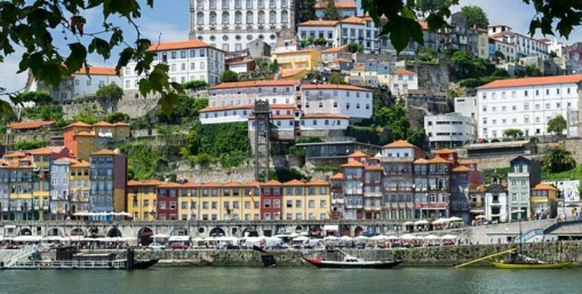 Mieten Sie einen Privatjet von/nach Porto