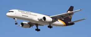 BOEING 757-200PF: Frachtflugzeug mieten