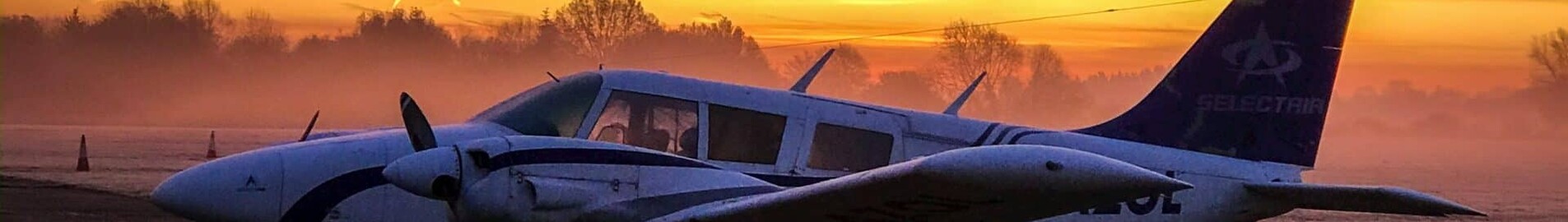 Stapleford: Privatjet mieten 