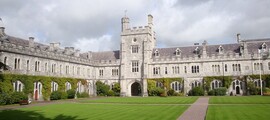 Galway: Privatjet mieten 
