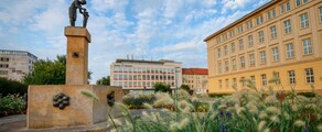 Eisenhuttenstad: Privatjet Mieten