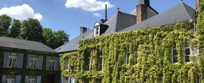 Florennes : Privatjet mieten 