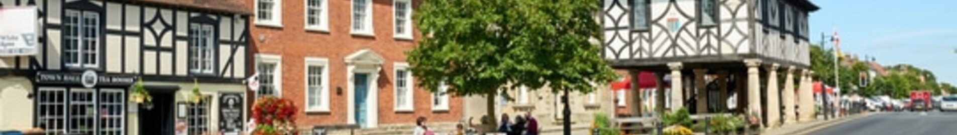 Mieten Sie einen Privatjet von/nach Lyneham