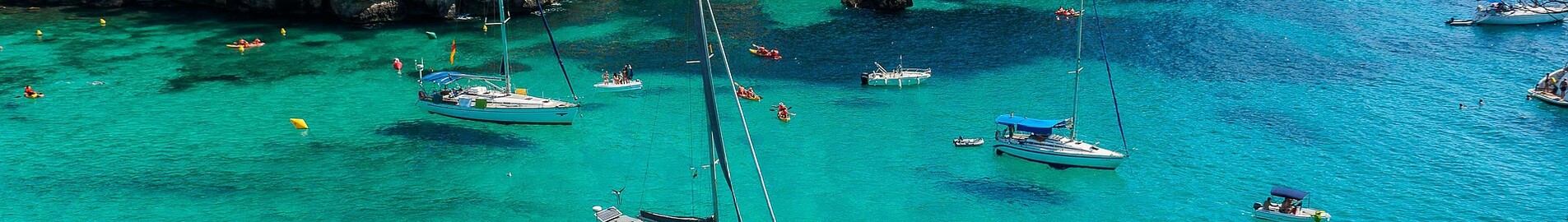 Privatjet und Hubschrauber mieten nach Menorca