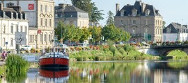 Mieten Sie einen Privatjet von/nach Cholet Le Pontreau