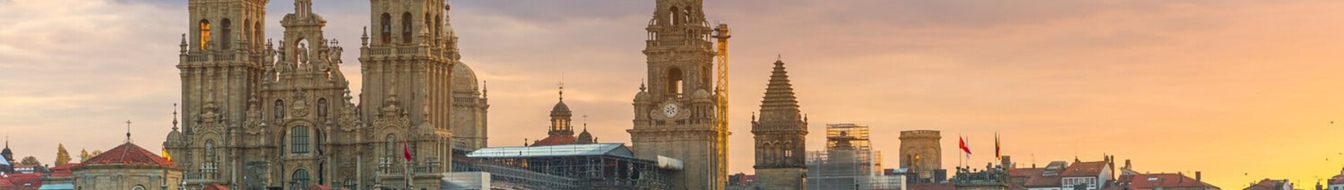 Santiago de Compostela : Privatjet und Helikopter mieten 