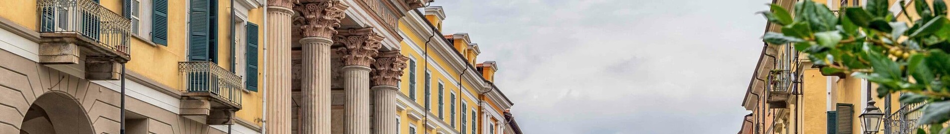 Cuneo: Privatjet mieten 
