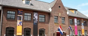 Drachten: Privatjet mieten