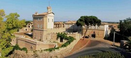 Piacenza: Privatjet mieten 