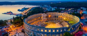 Pula: Privatjet mieten 