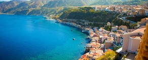 Reggio Di Calabria: Privatjet mieten 