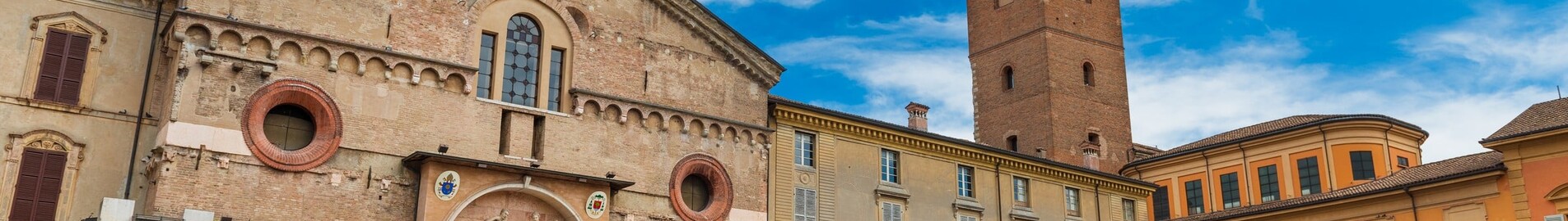 Reggio Emilia: Privatjet mieten 
