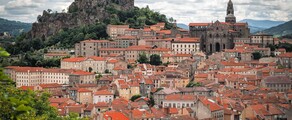 Le Puy Loudes : Privatjet mieten