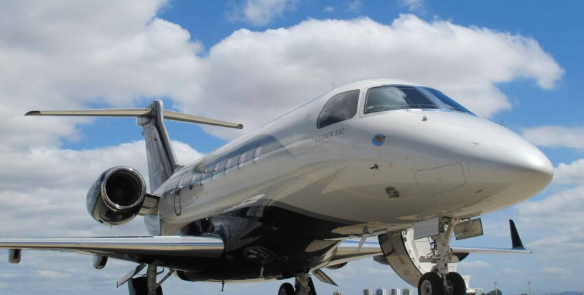 location de jet privé LEGACY 500 sur une piste