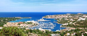 Privatjet und Hubschrauber in Porto Cervo mieten