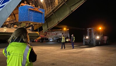 DieAntonov 225, das größte Frachtflugzeug der Welt, wurde zerstört