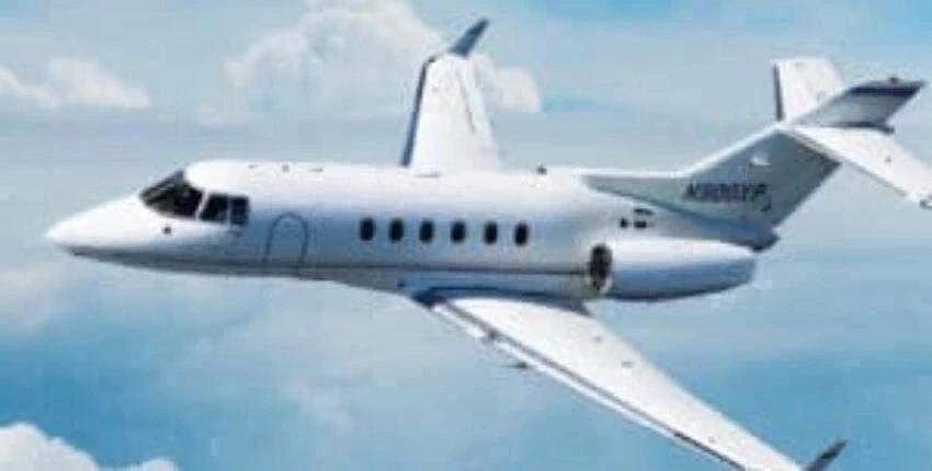 Un Privatjet blanc mieten: emplacement de jet privé HAWKER 900 XP.