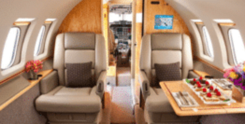 location jet privé : intérieur du Hawker 1000 privé.