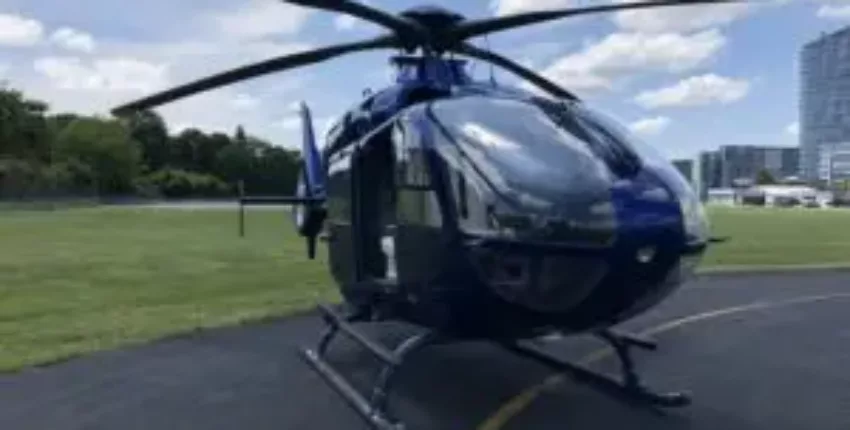 **Alternative Balise :**

_Hubschrauber mieten — Eurocopter EC 135 sur tarmac_