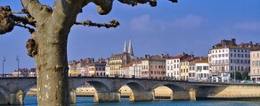 Privatjet in Mâcon Charnay mieten