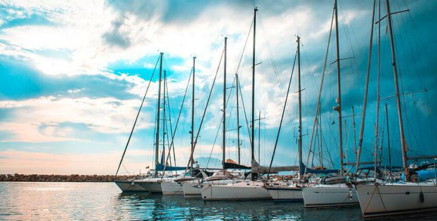 Privatjets in Patras mieten 