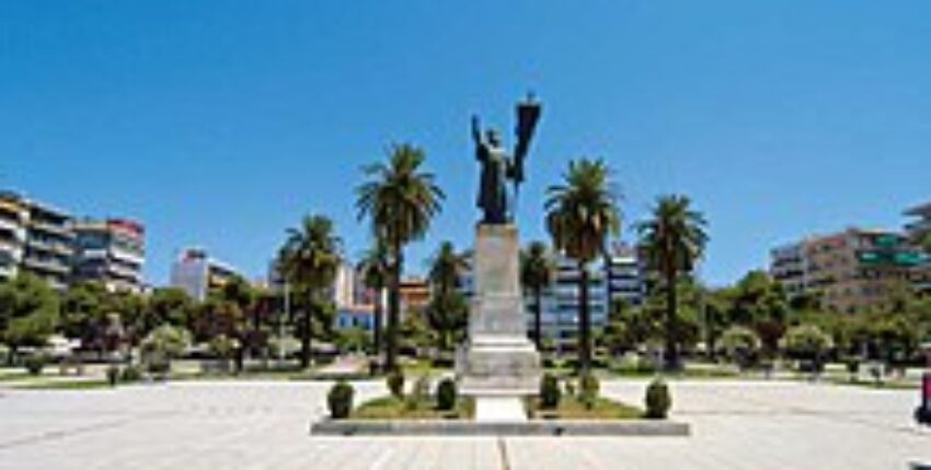 Privatjets in Patras mieten 