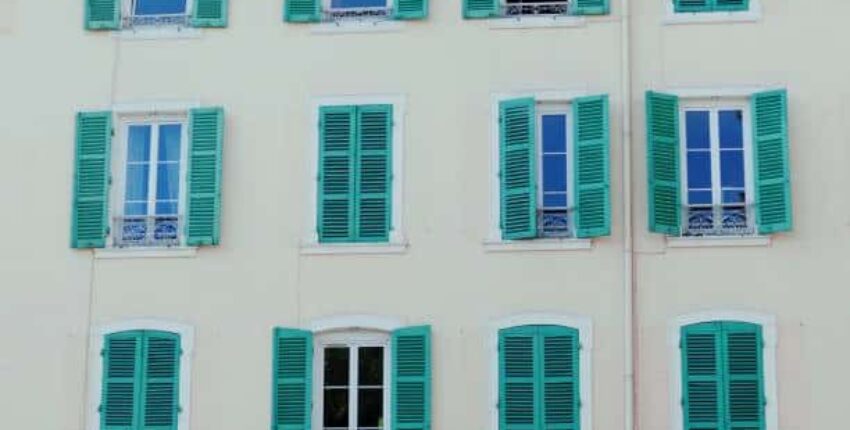 Privatjet in Villefranche Tarare mieten