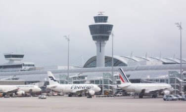 tour de contrôle d'un aéroport