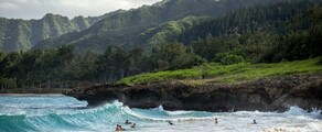 Hawaii: Privatjet und Helikopter mieten