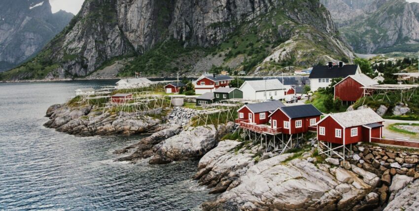 Privatjet und Hubschrauber auf den Lofoten mieten