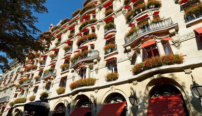 Luxushotel in Paris: Ein Traumaufenthalt im Hotel Plaza Athénée