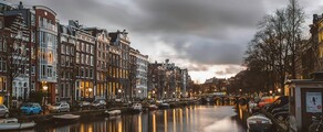 New York - Amsterdam: Privatjet mieten