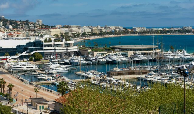 Hambourg Cannes location jet privé