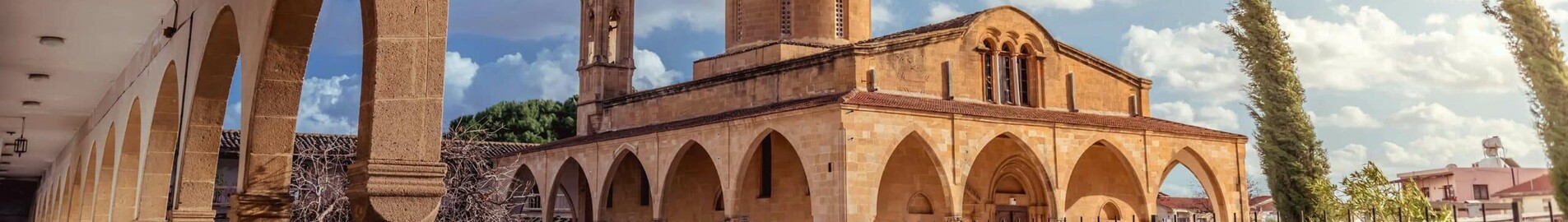 Nikosia: Privatjet mieten